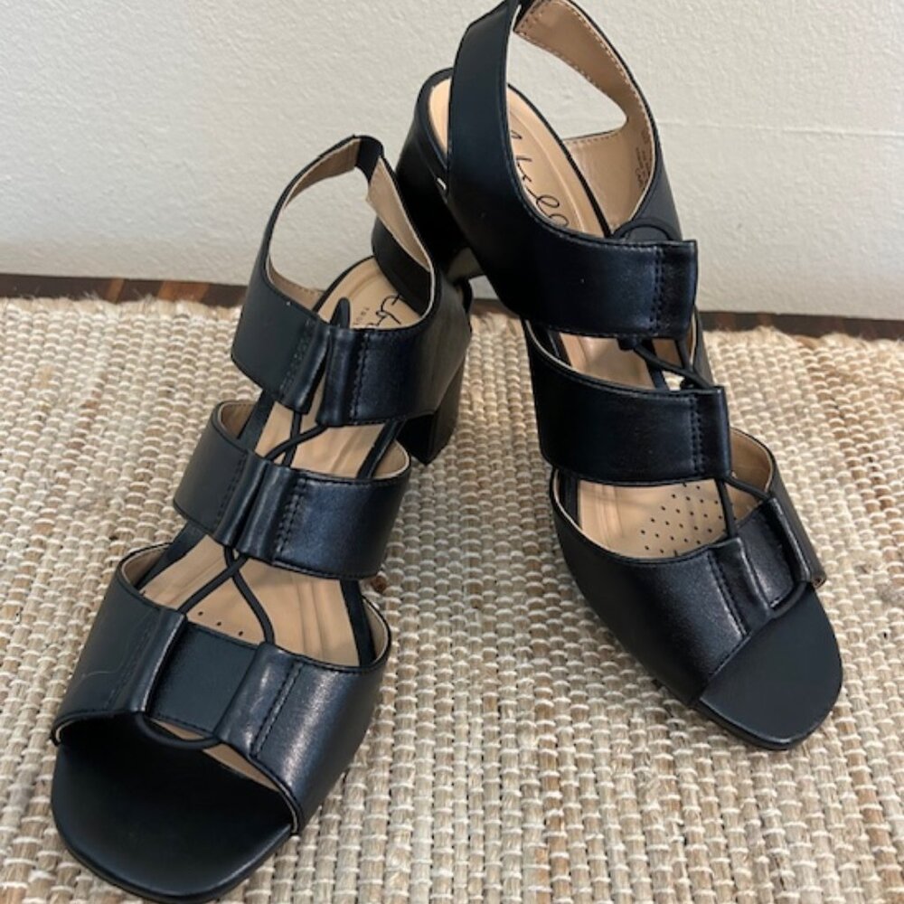 Black Leather Sandals with Block Heel